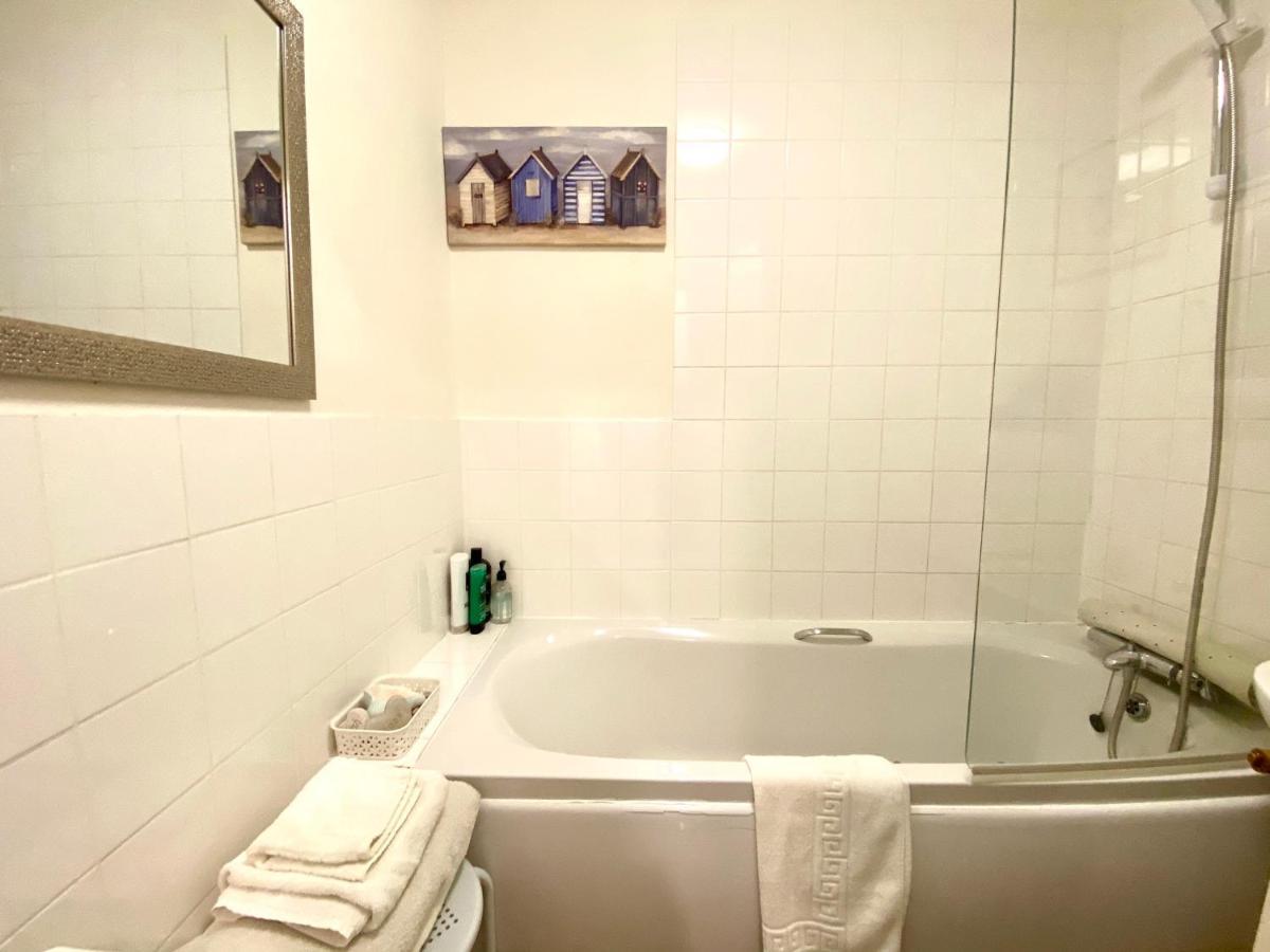 Grosvenor Apartments In Bath - Great For Families, Groups, Couples, 80 Sq M, Parking 외부 사진